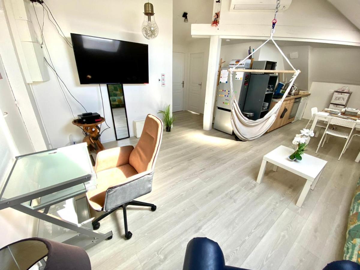 Appartement Vue Sur Les Etoiles Charleville-Mezieres Exterior foto