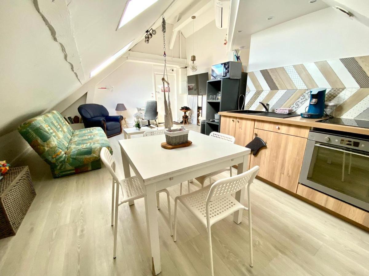 Appartement Vue Sur Les Etoiles Charleville-Mezieres Exterior foto