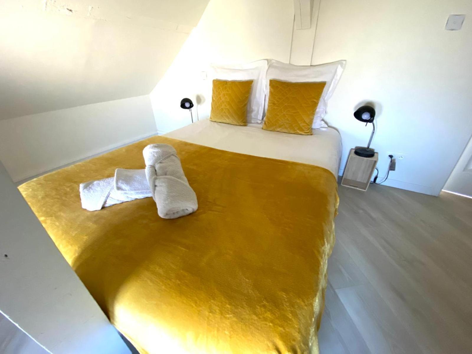 Appartement Vue Sur Les Etoiles Charleville-Mezieres Exterior foto